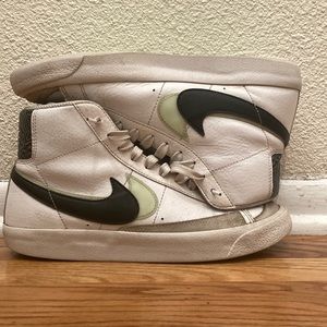 Boys Nike Blazer Mid 77 Double Swoosh Size 7y with box